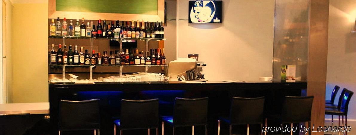 Westown Hotel Lagos Esterno foto