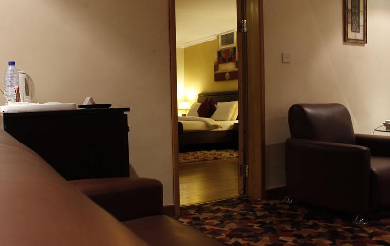 Westown Hotel Lagos Esterno foto